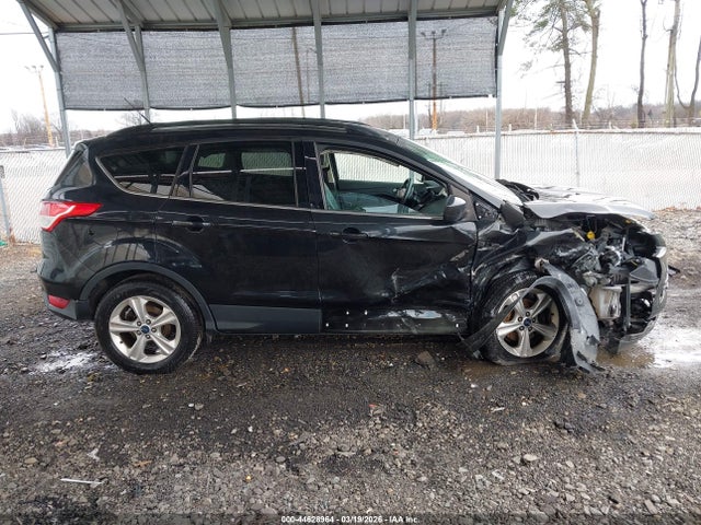 Продаж на аукціоні авто 2015 Ford Escape Se, vin: 1FMCU0GX1FUC39591, номер лоту: 44628964