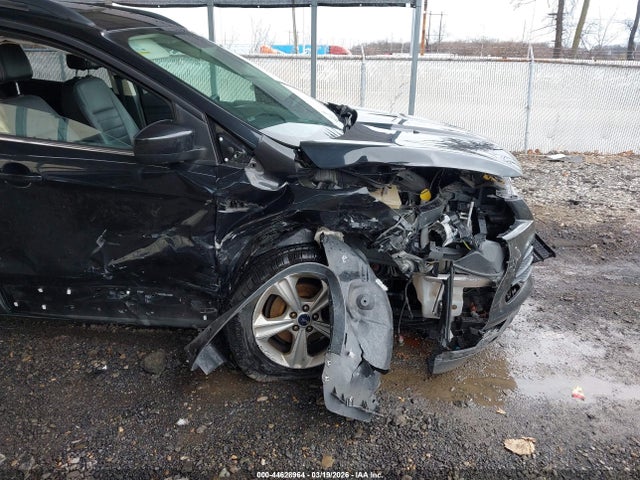 Продаж на аукціоні авто 2015 Ford Escape Se, vin: 1FMCU0GX1FUC39591, номер лоту: 44628964