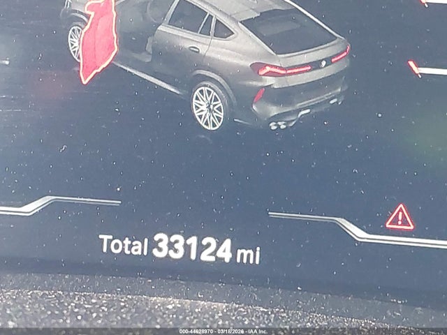 44628970 :رقم المزاد ، 5YMCY0C09N9J52919 vin ، 2022 Bmw X6 M مزاد بيع