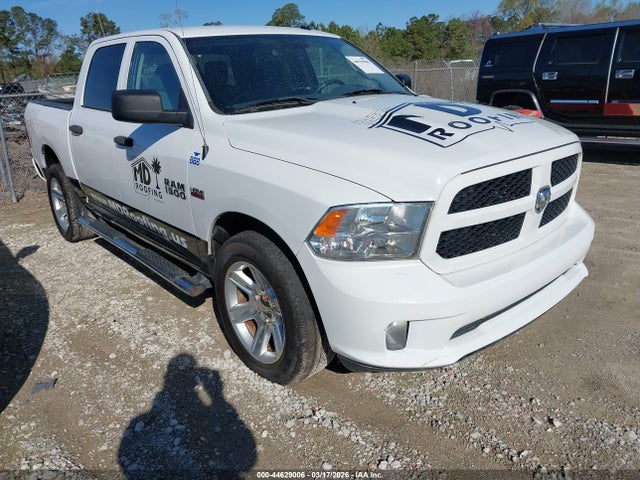 Продаж на аукціоні авто 2017 Ram 1500 Express  4x2 5'7 Box, vin: 3C6RR6KT0HG582283, номер лоту: 44629006