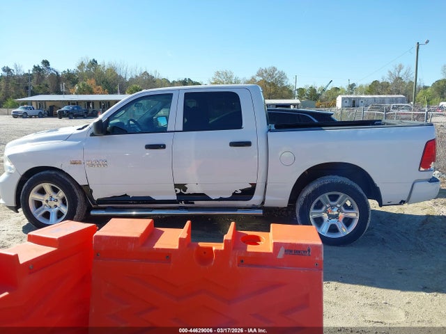 Продаж на аукціоні авто 2017 Ram 1500 Express  4x2 5'7 Box, vin: 3C6RR6KT0HG582283, номер лоту: 44629006
