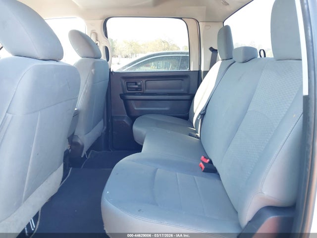 Продаж на аукціоні авто 2017 Ram 1500 Express  4x2 5'7 Box, vin: 3C6RR6KT0HG582283, номер лоту: 44629006