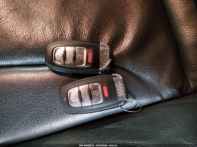 2010 AUDI A4 WAUBFAFLXAN009076 Photo 10