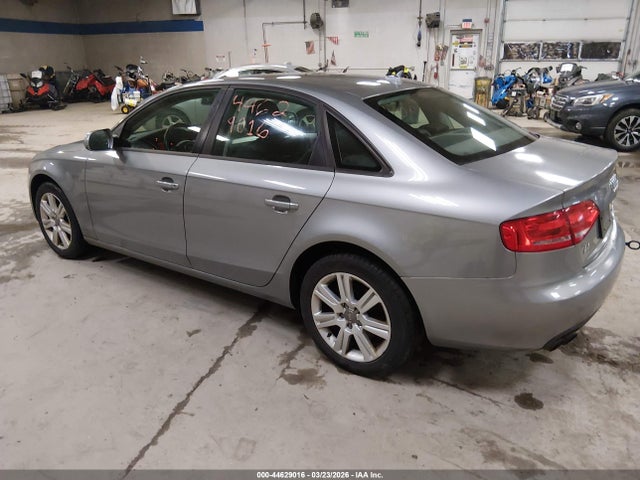 2010 AUDI A4 WAUBFAFLXAN009076 Photo 2