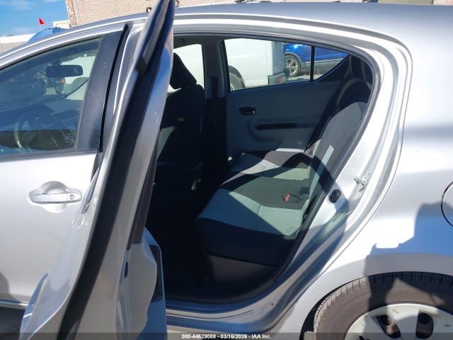 2013 TOYOTA PRIUS C JTDKDTB33D1530226 Photo 7