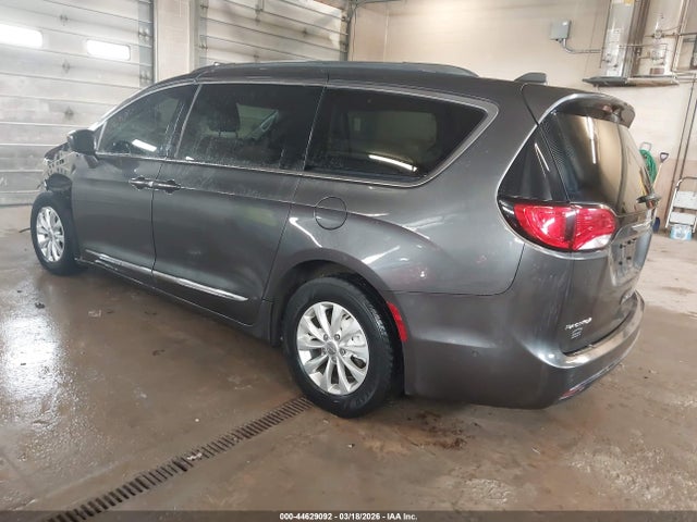 44629092 :رقم المزاد ، 2C4RC1BG2KR627578 vin ، 2019 Chrysler Pacifica Touring L مزاد بيع