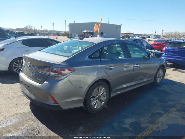 Продаж на аукціоні авто 2019 Hyundai Sonata Hybrid Se, vin: KMHE24L38KA084526, номер лоту: 44629115