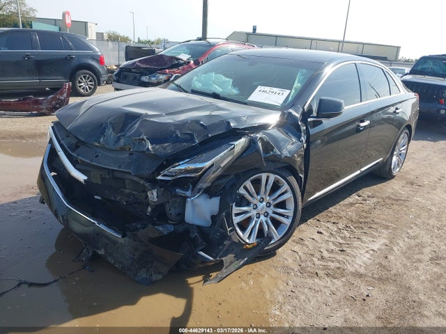 2018 CADILLAC XTS 2G61M5S34J9165816 Photo 1