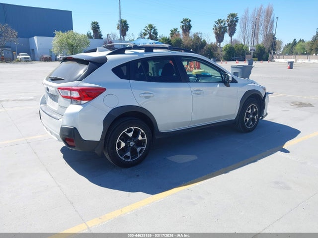 Subaru Crosstrek 2.0i Premium 2018 JF2GTADC0J8306099 Image 4