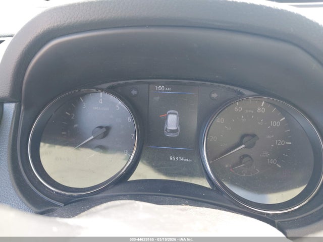 Продаж на аукціоні авто 2018 Nissan Rogue Sv, vin: JN8AT2MV4JW306280, номер лоту: 44629165