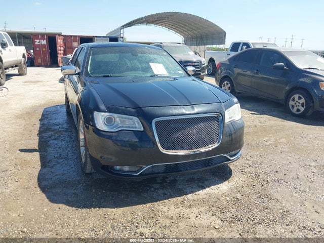 2C3CCAEG5FH828960 Chrysler 300C