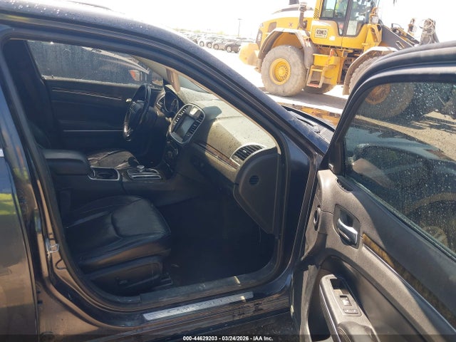 2C3CCAEG5FH828960 Chrysler 300C