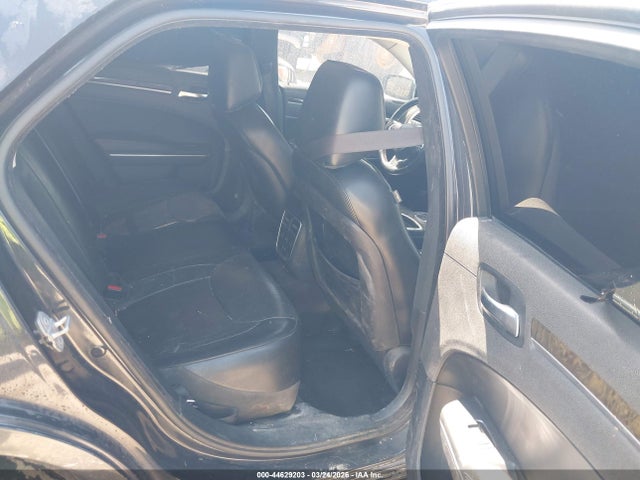 2C3CCAEG5FH828960 Chrysler 300C