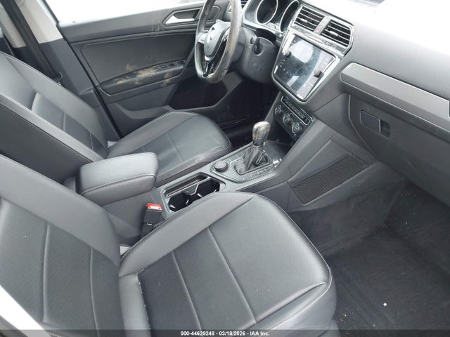 Продаж на аукціоні авто 2021 Volkswagen Tiguan 2.0t Se/2.0t Se R-line Black/2.0t Sel, vin: 3VV2B7AX0MM101244, номер лоту: 44629248