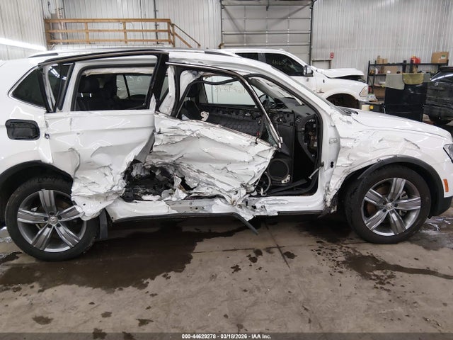 Продаж на аукціоні авто 2021 Volkswagen Tiguan 2.0t Se/2.0t Se R-line Black/2.0t Sel, vin: 3VV2B7AX3MM147571, номер лоту: 44629278