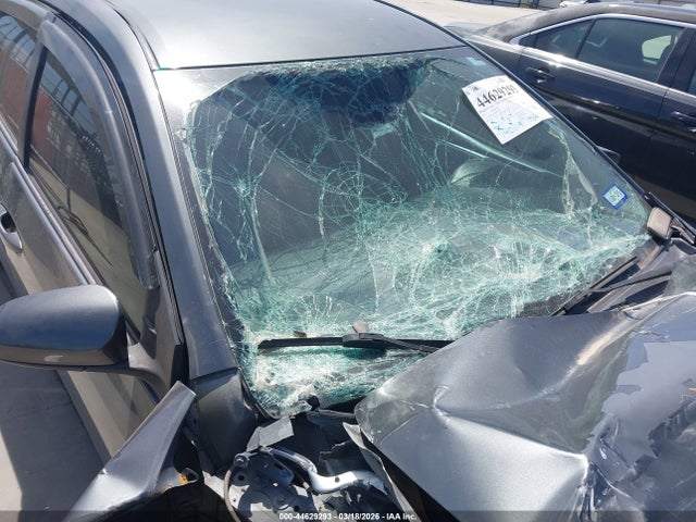 44629293 :رقم المزاد ، 5YFBURHE4FP305579 vin ، 2015 Toyota Corolla Le مزاد بيع