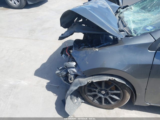 44629293 :رقم المزاد ، 5YFBURHE4FP305579 vin ، 2015 Toyota Corolla Le مزاد بيع