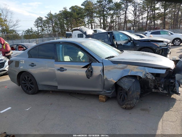 44629330 :رقم المزاد ، JN1BV7AR8FM412168 vin ، 2015 Infiniti Q50 Premium مزاد بيع