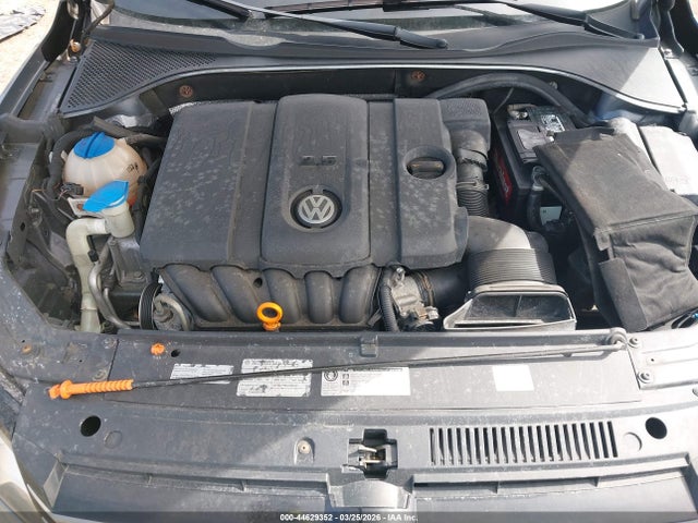 2012 Volkswagen Passat 2.5l Se მანქანა იყიდება აუქციონზე, vin: 1VWBP7A30CC038916, აუქციონის ნომერი: 44629352