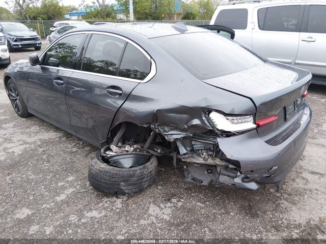 44629366 :رقم المزاد ، 3MW5R1J04M8B92435 vin ، 2021 Bmw 330i مزاد بيع