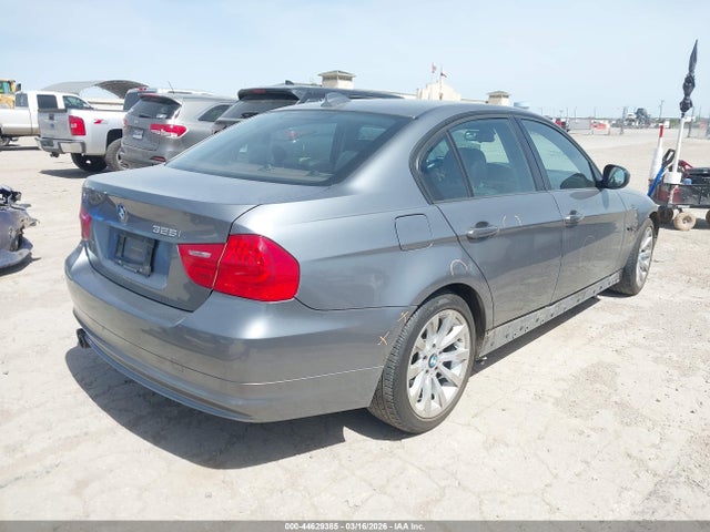 44629385 :رقم المزاد ، WBAPH7G58BNN05367 vin ، 2011 Bmw 328i مزاد بيع