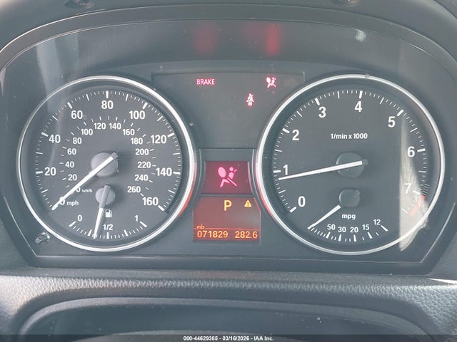 44629385 :رقم المزاد ، WBAPH7G58BNN05367 vin ، 2011 Bmw 328i مزاد بيع