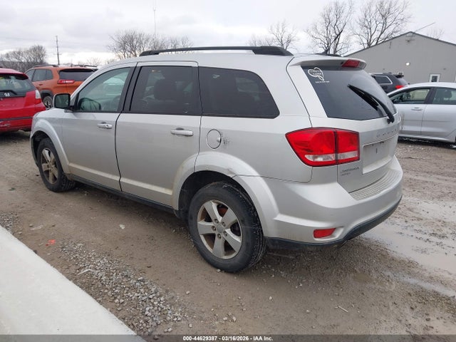 2011 DODGE JOURNEY 3D4PH1FG8BT572041 Photo 2