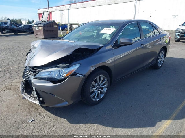 Toyota CAMRY XLE 2016 4T1BF1FK2GU516011 Image 2