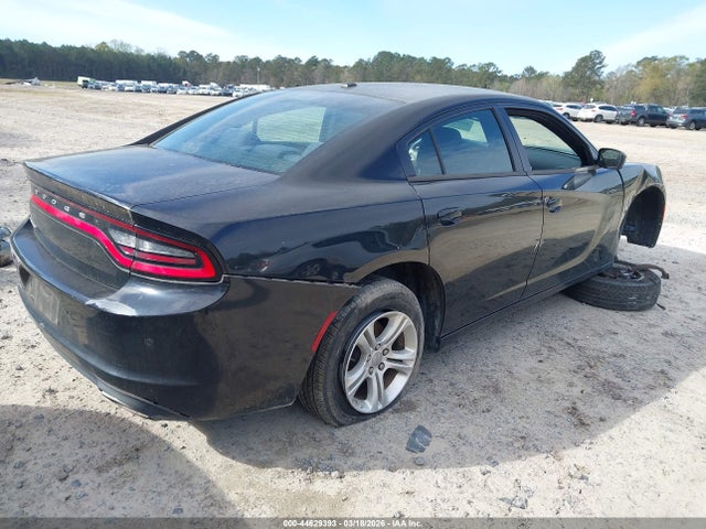 44629393 :رقم المزاد ، 2C3CDXBG8FH856837 vin ، 2015 Dodge Charger Se مزاد بيع