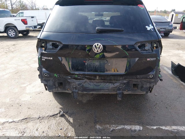 44629397 :رقم المزاد ، 3VV2B7AXXLM033534 vin ، 2020 Volkswagen Tiguan 2.0t Se/2.0t Se R-line Black/2.0t Sel مزاد بيع