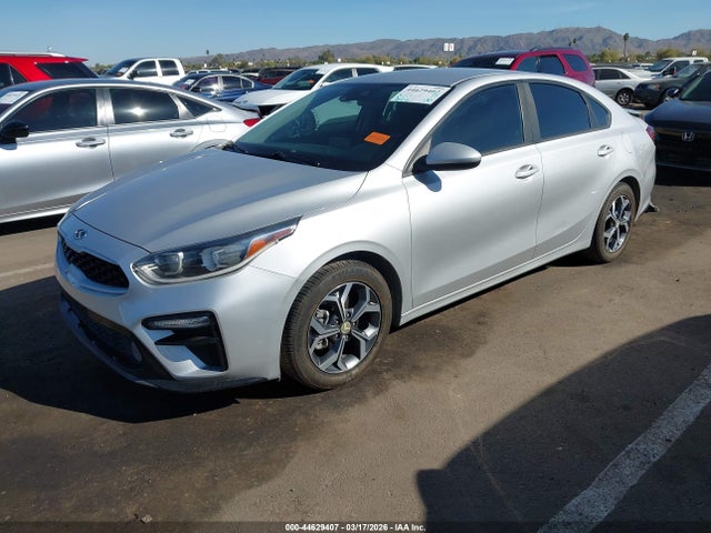 3KPF24ADXKE064764 KIA Forte Lxs