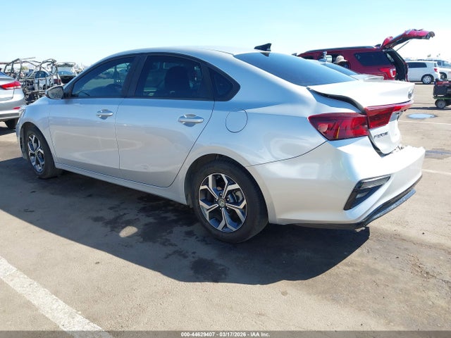 3KPF24ADXKE064764 KIA Forte Lxs