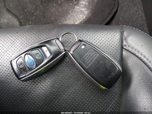 Продажа на аукционе авто 2015 Subaru Legacy 3.6r Limited, vin: 4S3BNEN63F3021825, номер лота: 44629427