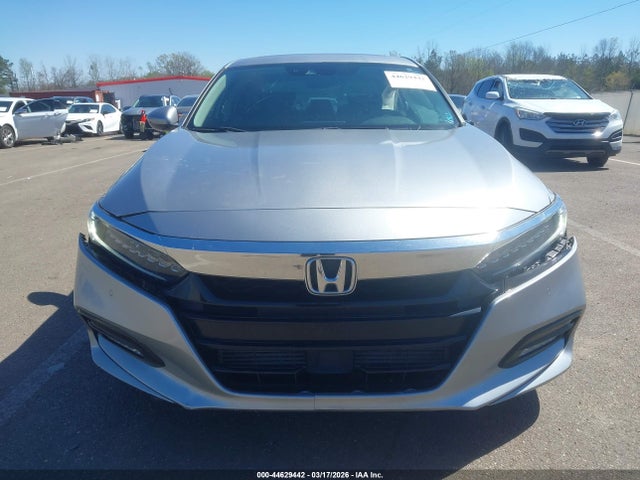 44629442 :رقم المزاد ، 1HGCV1F96JA152002 vin ، 2018 Honda Accord Touring مزاد بيع