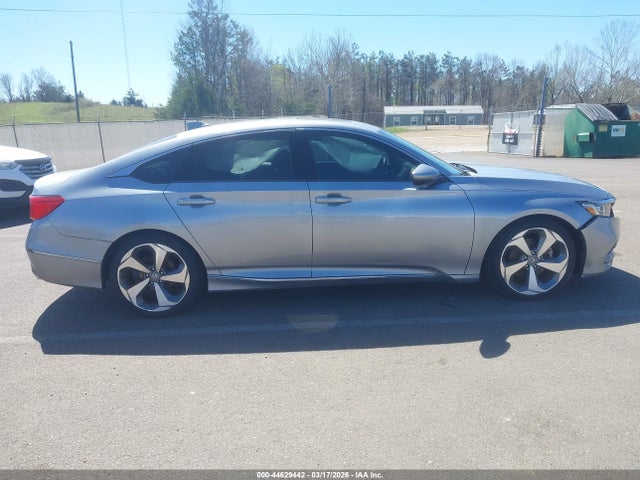 44629442 :رقم المزاد ، 1HGCV1F96JA152002 vin ، 2018 Honda Accord Touring مزاد بيع