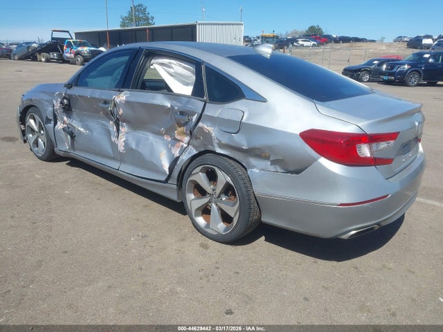44629442 :رقم المزاد ، 1HGCV1F96JA152002 vin ، 2018 Honda Accord Touring مزاد بيع