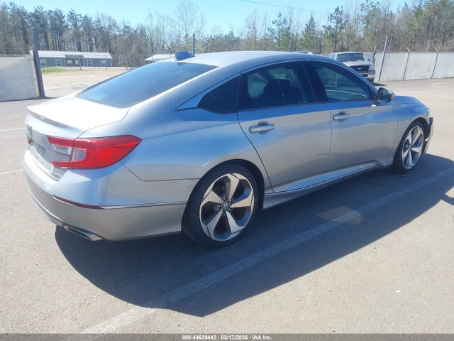 44629442 :رقم المزاد ، 1HGCV1F96JA152002 vin ، 2018 Honda Accord Touring مزاد بيع