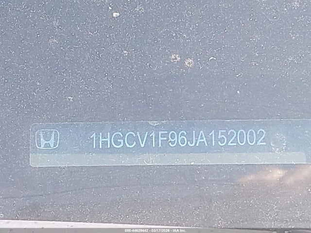 44629442 :رقم المزاد ، 1HGCV1F96JA152002 vin ، 2018 Honda Accord Touring مزاد بيع