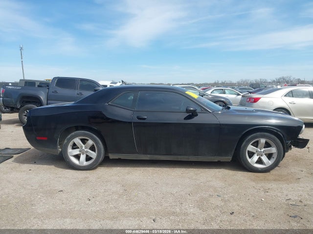 Продаж на аукціоні авто 2014 Dodge Challenger Sxt, vin: 2C3CDYAGXEH190554, номер лоту: 44629446