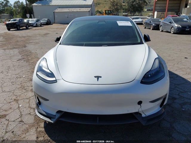 44629448 :رقم المزاد ، 5YJ3E1EA5MF929856 vin ، 2021 Tesla Model 3 Standard Range Plus Rear-wheel Drive مزاد بيع