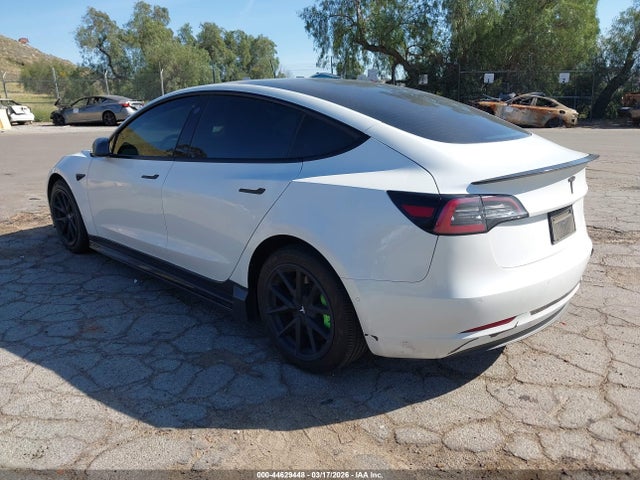 44629448 :رقم المزاد ، 5YJ3E1EA5MF929856 vin ، 2021 Tesla Model 3 Standard Range Plus Rear-wheel Drive مزاد بيع