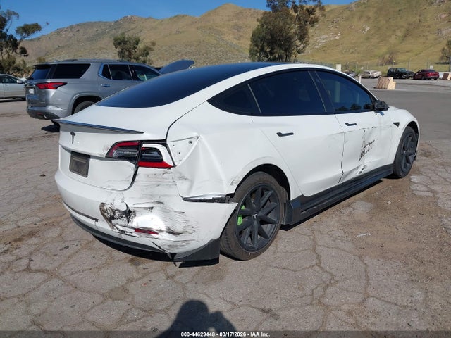 44629448 :رقم المزاد ، 5YJ3E1EA5MF929856 vin ، 2021 Tesla Model 3 Standard Range Plus Rear-wheel Drive مزاد بيع