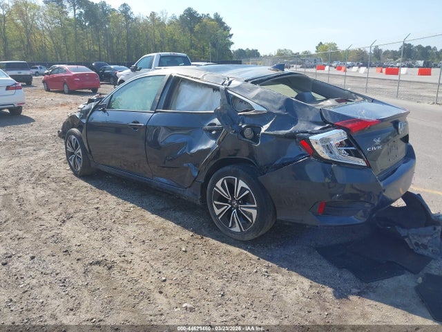 44629460 :رقم المزاد ، JHMFC1F34JX027329 vin ، 2018 Honda Civic Ex-t مزاد بيع