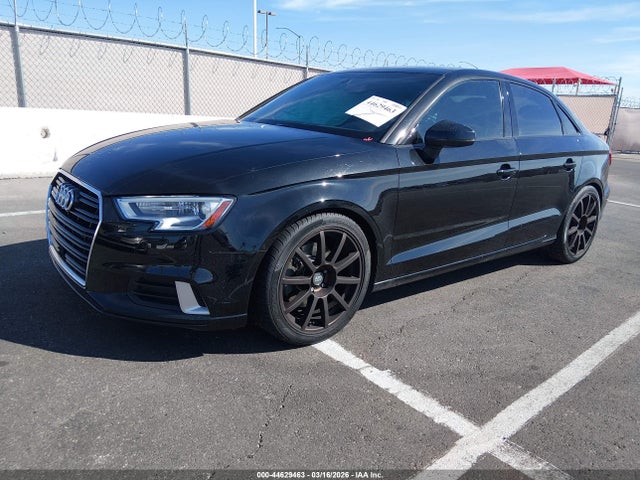 44629463 :رقم المزاد ، WAUB8GFF1J1014567 vin ، 2018 Audi A3 2.0t Premium/2.0t Tech Premium مزاد بيع