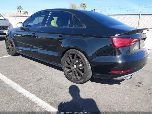44629463 :رقم المزاد ، WAUB8GFF1J1014567 vin ، 2018 Audi A3 2.0t Premium/2.0t Tech Premium مزاد بيع