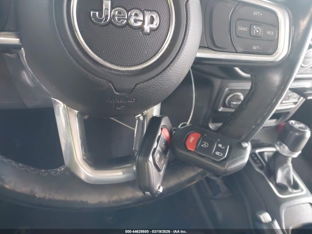 44629500 :رقم المزاد ، 1C4HJXEN1LW125927 vin ، 2020 Jeep Wrangler Unlimited Sahara Altitude 4x4 مزاد بيع