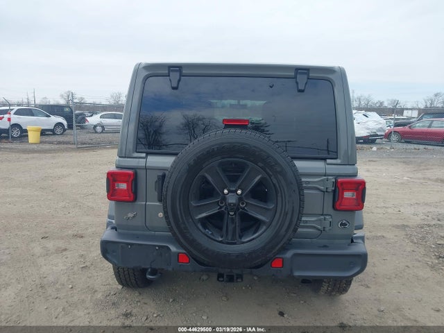 44629500 :رقم المزاد ، 1C4HJXEN1LW125927 vin ، 2020 Jeep Wrangler Unlimited Sahara Altitude 4x4 مزاد بيع