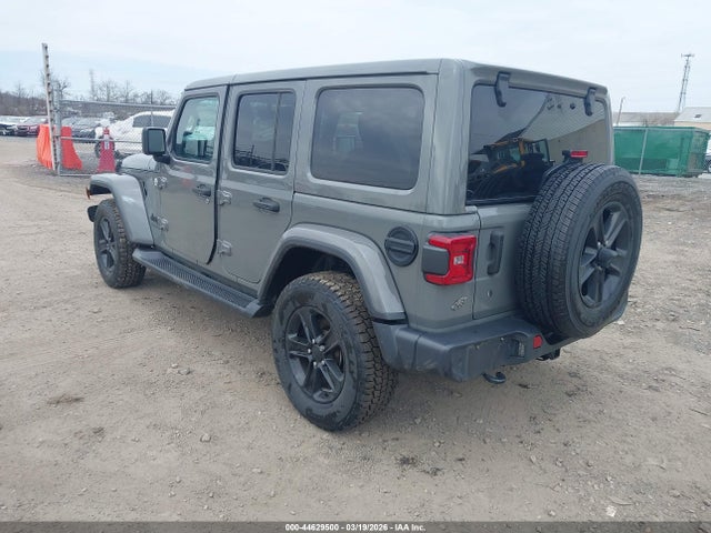 44629500 :رقم المزاد ، 1C4HJXEN1LW125927 vin ، 2020 Jeep Wrangler Unlimited Sahara Altitude 4x4 مزاد بيع