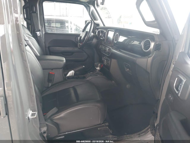 44629500 :رقم المزاد ، 1C4HJXEN1LW125927 vin ، 2020 Jeep Wrangler Unlimited Sahara Altitude 4x4 مزاد بيع