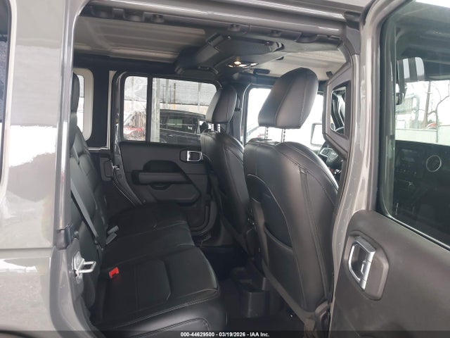 44629500 :رقم المزاد ، 1C4HJXEN1LW125927 vin ، 2020 Jeep Wrangler Unlimited Sahara Altitude 4x4 مزاد بيع